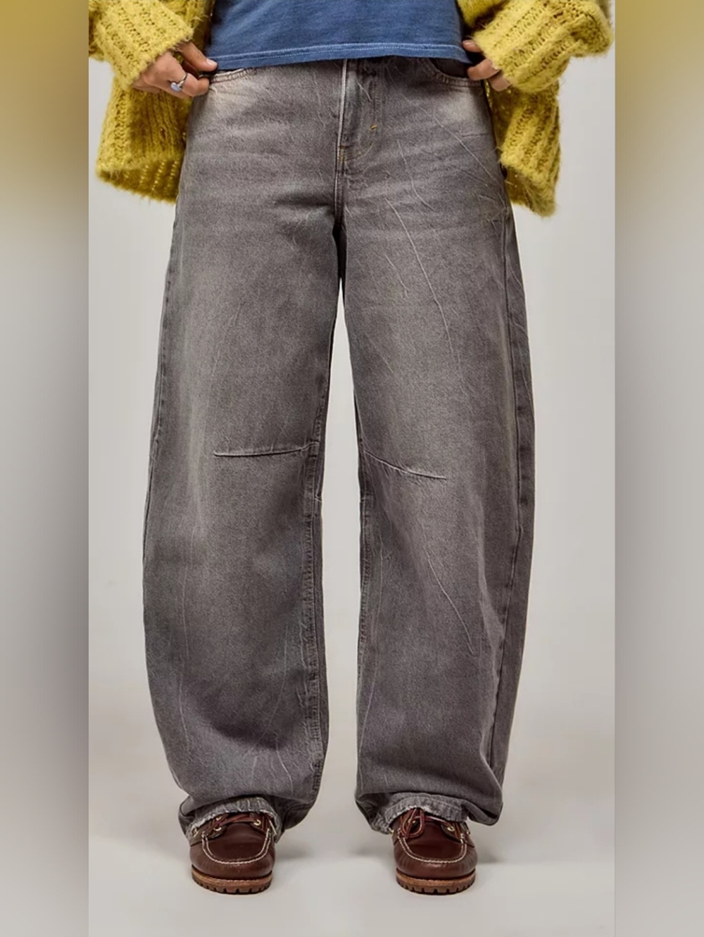 BDG Gray Logan Battered Jeans Urban Outfitters NWT.